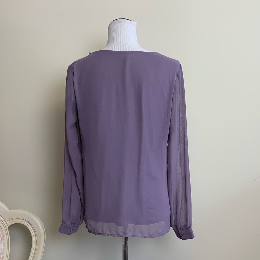 The Limited Ruffle Blouse. Size S - Picture 8 of 8